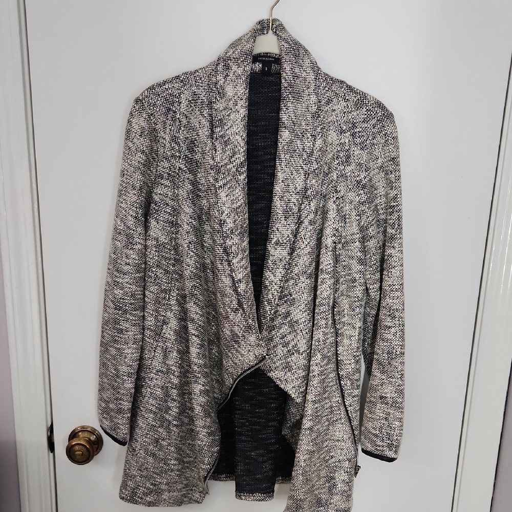 Stella & Dot Black and Gold Cardigan